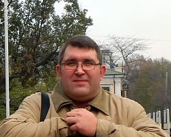 Александр Тарасов